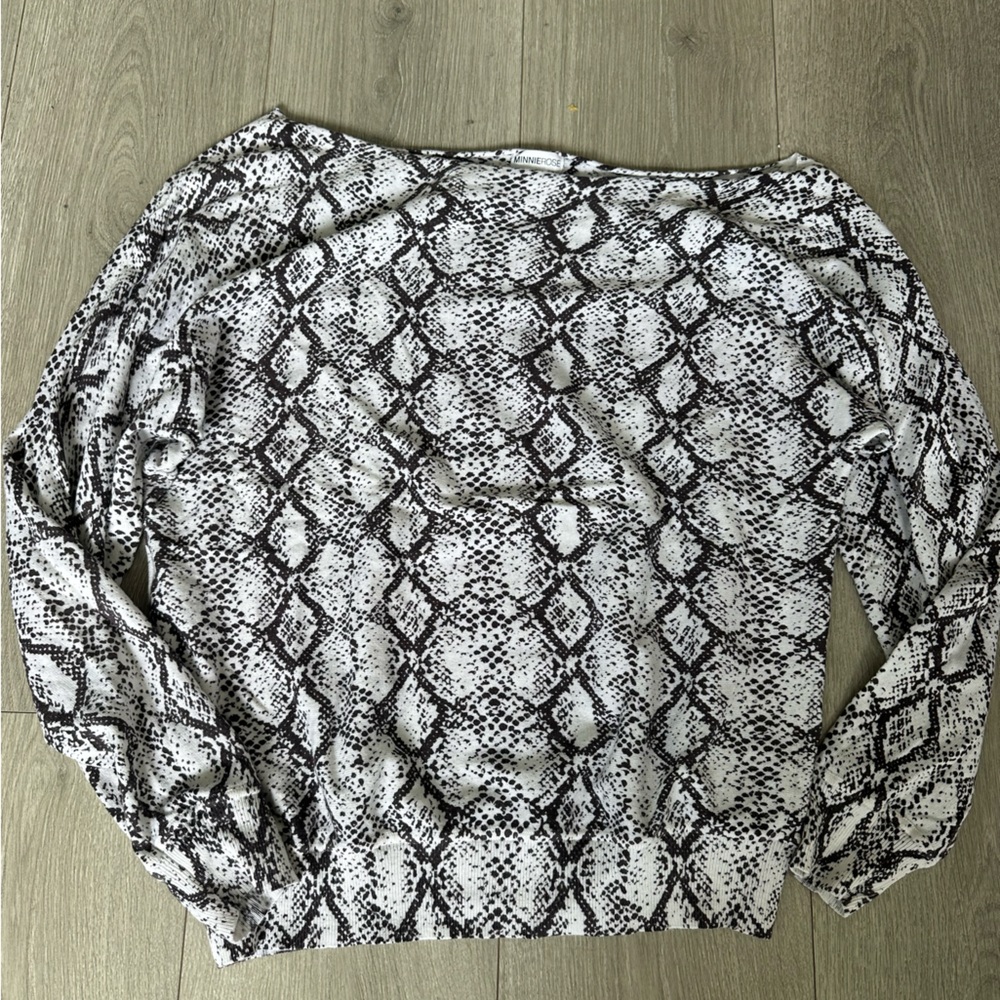 Minnie Rose Black and White Patterned Top